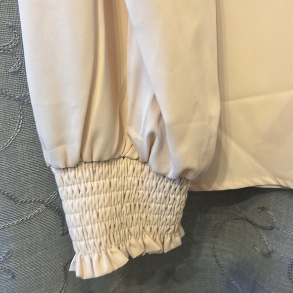 DOKOTOO SIZE M.  (new with tag) - Picture 3 of 5